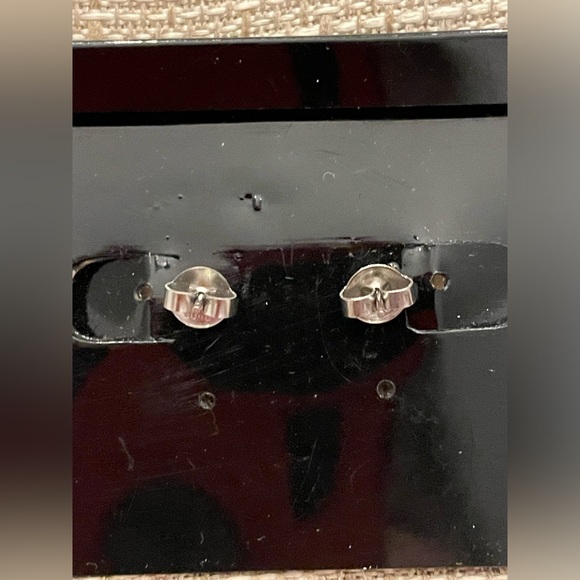 Pair of porcelain  pale pink rose earrings vintage - Picture 2 of 3